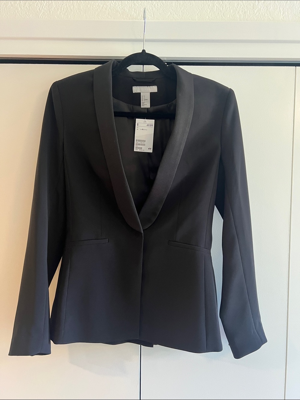 H&M Black Satin Lapel Blazer